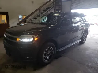 2023 Ford Expedition Max XLT z VIN 1FMJK1H80PEA14679, wystawiony jako Copart lot #48602275 z przebiegiem 37 437 mil mil oraz Czysty tytuł • Clean title. Historia ofert i sprzedaży dostępna na DreamBid. Obrazek 1.