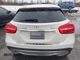 2015 Mercedes-Benz GLA 250 z VIN WDCTG4GB7FJ036868, wystawiony jako IAAI lot #41683576 z przebiegiem 100 975 mil mil oraz . Historia ofert i sprzedaży dostępna na DreamBid. Obrazek 17.