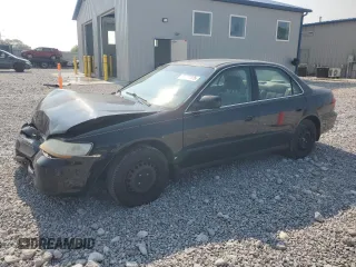 1999 Honda Accord LX z VIN JHMCG6656XC000185, wystawiony jako Copart lot #59492375 z przebiegiem 275 423 mil mil oraz Szkoda całkowita • Salvage title. Historia ofert i sprzedaży dostępna na DreamBid. Obrazek 1.