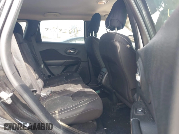 2015 Jeep Cherokee Latitude with VIN 1C4PJLCB3FW517843, listed as a IAAI auction lot 41828715 with 146,862 mi miles and . Bid and sale history available at DreamBid. Image 8.