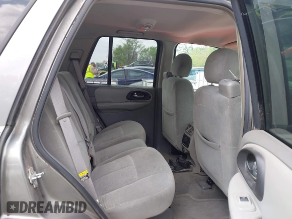 2006 Chevrolet TrailBlazer LS with VIN 1GNDT13SX62152545, listed as a IAAI auction lot 42054501 with 78,976 mi miles and . Bid and sale history available at DreamBid. Image 8.