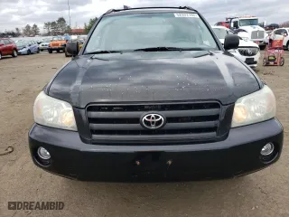 2004 Toyota Highlander with VIN JTEEP21A140011496, listed as a Copart auction lot 52932185 with 324,047 mi miles and Clean Title. Bid and sale history available at carsss.com. Image 5.