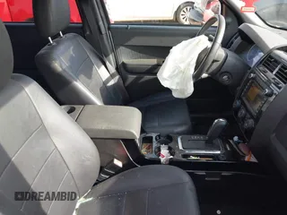 2010 Ford Escape Limited с VIN 1FMCU0E72AKB50605, выставлен на аукционе IAAI как лот 42291354 с пробегом 138 643 миль миль и . История ставок и продаж доступна на DreamBid. Изображение 5.