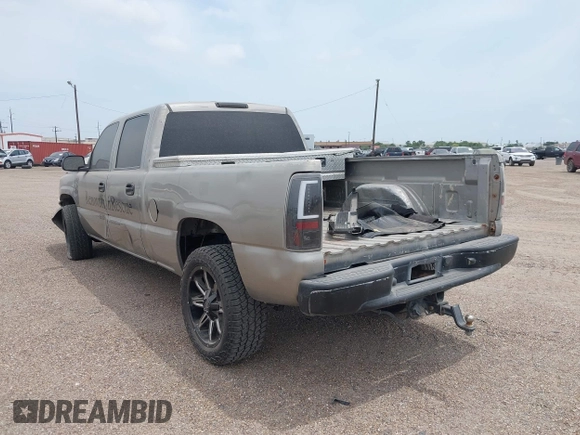 2003 Chevrolet Silverado 1500HD LS with VIN 1GCGC13U13F185851, listed as a IAAI auction lot 41941718 with 320,745 mi miles and . Bid and sale history available at DreamBid. Image 3.