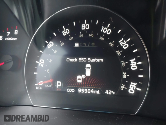 2014 Kia Sorento SX with VIN 5XYKWDA7XEG489258, listed as a IAAI auction lot 42004637 with 95,904 mi miles. Bid and sale history available at carsss.com. Image 16.