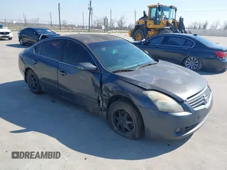 2007 Nissan Altima 2.5 with VIN 1N4AL21EX7C143974, listed as a IAAI auction lot 41634317 with 155,480 mi miles. Bid and sale history available at carsss.com. Image 1.