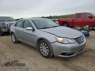 2014 Chrysler 200 Limited with VIN 1C3CCBCGXEN180191, listed as a Copart auction lot 55049045 with 153,921 mi miles and Salvage Title. Bid and sale history available at carsss.com. Image 4.