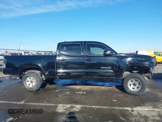 2017 Toyota Tacoma SR5 with VIN 3TMDZ5BN3HM023276, listed as a IAAI auction lot 40878881 with Not Provided miles and . Bid and sale history available at DreamBid. Image 14.