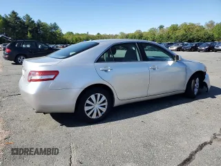 2010 Toyota Camry z VIN 4T1BF3EK8AU042859, wystawiony jako Copart lot #56377355 z przebiegiem 71 660 mil mil oraz Szkoda całkowita • Salvage title. Historia ofert i sprzedaży dostępna na DreamBid. Obrazek 3.