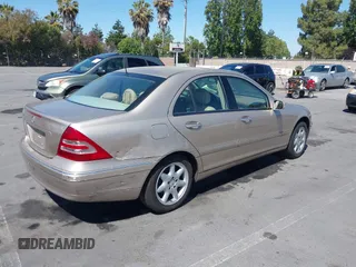 2002 Mercedes-Benz C 230/260/280/320 with VIN WDBRF61J62E006535, listed as a IAAI auction lot 42662086 with 166,139 mi miles and . Bid and sale history available at DreamBid. Image 4.