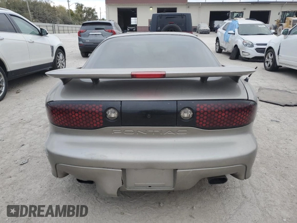 1999 Pontiac Firebird Formula with VIN 2G2FV22G7X2205961, listed as a Copart auction lot 75607124 with 199,676 mi miles and Clean title. Bid and sale history available at DreamBid. Image 6.