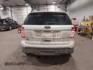 2015 Ford Explorer XLT with VIN 1FM5K8D81FGA19621, listed as a IAAI auction lot 41185389 with 90,766 mi miles and . Bid and sale history available at carsss.com. Image 16.