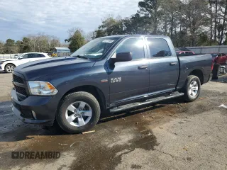 2018 Ram 1500 Express z VIN 1C6RR6KT8JS139605, wystawiony jako Copart lot #47211965 z przebiegiem 79 611 mil mil oraz Szkoda całkowita • Salvage title. Historia ofert i sprzedaży dostępna na DreamBid. Obrazek 1.