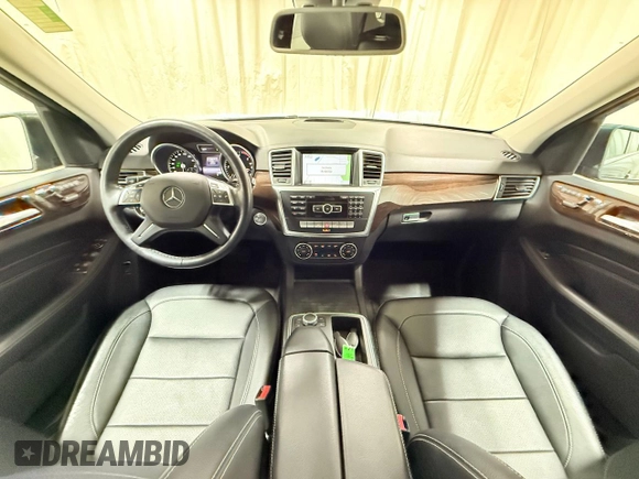 2014 Mercedes-Benz M 350 with VIN 4JGDA2EB3EA379688, listed as a Copart auction lot 55639635 with 57,549 mi miles and Clean Title. Bid and sale history available at DreamBid. Image 9.