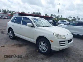 2010 Porsche Cayenne z VIN WP1AA2AP6ALA07199, wystawiony jako IAAI lot #41975088 z przebiegiem 150 152 mil mil oraz . Historia ofert i sprzedaży dostępna na DreamBid. Obrazek 1.