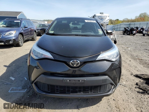 2021 Toyota C-HR LE z VIN NMTKHMBX2MR133802, wystawiony jako Copart lot #54398745 z przebiegiem 152 133 mil mil oraz Szkoda całkowita • Salvage title. Historia ofert i sprzedaży dostępna na DreamBid. Obrazek 5.