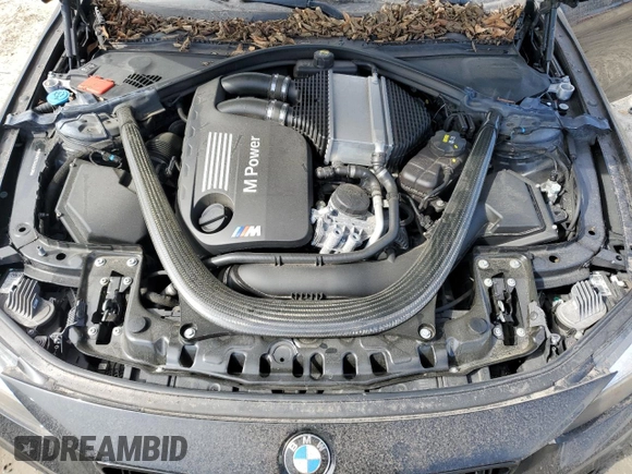 2018 BMW M4 z VIN WBS4Z9C59JEA24378, wystawiony jako Copart lot #45688245 z przebiegiem Nie podano mil oraz Szkoda całkowita • Salvage title. Historia ofert i sprzedaży dostępna na DreamBid. Obrazek 11.