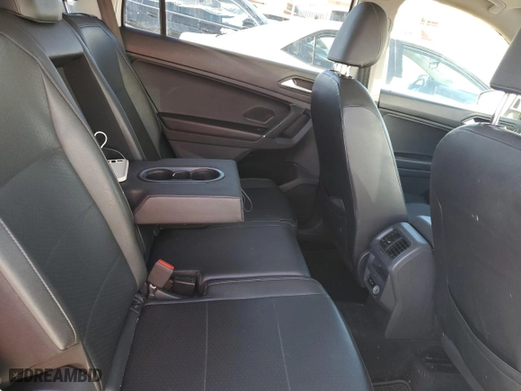 2020 Volkswagen Tiguan SE with VIN 3VV3B7AX4LM138493, listed as a Copart auction lot 89118915 with 133,354 mi miles and Salvage Title. Bid and sale history available at carsss.com. Image 10.