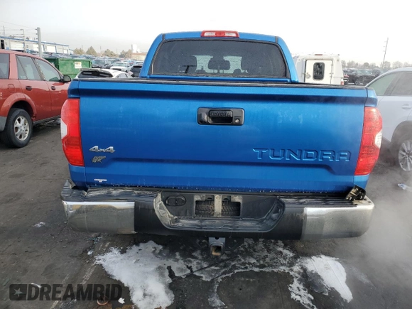 2016 Toyota Tundra SR5 z VIN 5TFDW5F14GX571148, wystawiony jako Copart lot #45491795 z przebiegiem 95 623 mil mil oraz Szkoda całkowita • Salvage title. Historia ofert i sprzedaży dostępna na DreamBid. Obrazek 6.