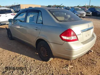 2008 Nissan Versa 1.8 S with VIN 3N1BC11E28L351929, listed as a IAAI auction lot 41431407 with 86,426 mi miles. Bid and sale history available at carsss.com. Image 3.