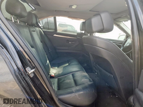 2011 BMW 5 Series 535i z VIN WBAFR7C58BC807154, wystawiony jako Copart lot #56888895 z przebiegiem Nie podano mil oraz Szkoda całkowita • Salvage title. Historia ofert i sprzedaży dostępna na DreamBid. Obrazek 10.