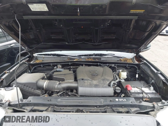 2017 Toyota Tacoma SR5 with VIN 3TMDZ5BN7HM017433, listed as a IAAI auction lot 42303178 with 69,510 mi miles and . Bid and sale history available at DreamBid. Image 10.