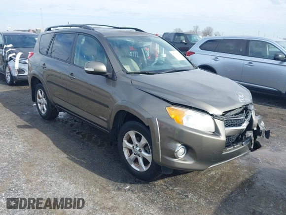 2009 Toyota RAV4 z VIN 2T3ZF31VX9W007161, wystawiony jako IAAI lot #41360511 z przebiegiem 79 216 mil mil oraz . Historia ofert i sprzedaży dostępna na DreamBid. Obrazek 1.