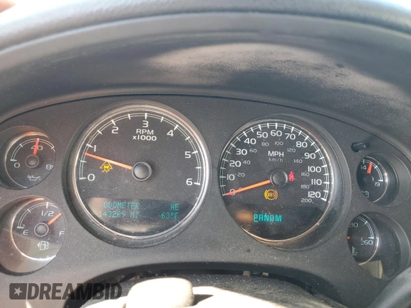 2011 Chevrolet Avalanche LS with VIN 3GNMCEE0XBG121414, listed as a Copart auction lot 47213405 with 143,289 mi miles and Salvage Title. Bid and sale history available at carsss.com. Image 9.
