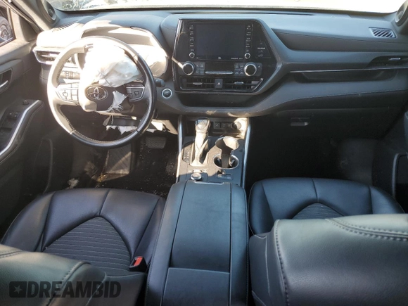 2021 Toyota Highlander XSE with VIN 5TDJZRBH4MS159074, listed as a Copart auction lot 46300285 with 61,541 mi miles and Salvage title. Bid and sale history available at DreamBid. Image 8.