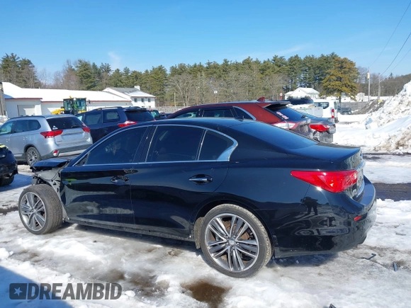 2015 Infiniti Q50 with VIN JN1BV7AR5FM390226, listed as a IAAI auction lot 41588250 with 121,928 mi miles. Bid and sale history available at carsss.com. Image 15.