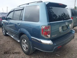 2007 Honda Pilot EX-L with VIN 5FNYF28717B034295, listed as a IAAI auction lot 41631628 with 195,572 mi miles. Bid and sale history available at carsss.com. Image 3.