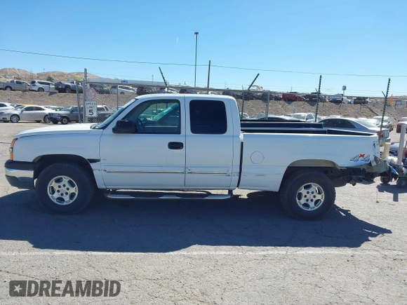 2004 Chevrolet Silverado 1500 with VIN 1GCEK19T44E178845, listed as a IAAI auction lot 41879357 with 133,008 mi miles and . Bid and sale history available at DreamBid. Image 14.