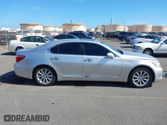 2011 Lexus LS 460 with VIN JTHBL5EF4B5102528, listed as a IAAI auction lot 42773934 with 155,970 mi miles and . Bid and sale history available at DreamBid. Image 13.