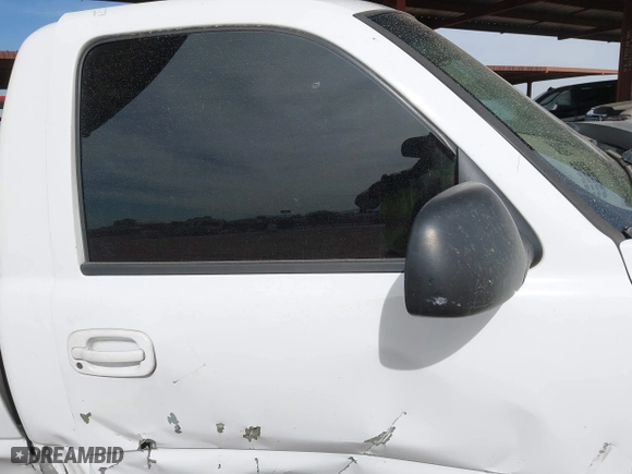 2006 Chevrolet Silverado 1500 Work Truck with VIN 3GCEC14V26G145733, listed as a IAAI auction lot 41566394 with 187,716 mi miles. Bid and sale history available at carsss.com. Image 12.