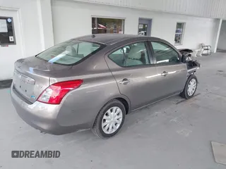 2012 Nissan Versa SV with VIN 3N1CN7AP2CL806435, listed as a IAAI auction lot 40366243 with 72,293 mi miles. Bid and sale history available at carsss.com. Image 4.