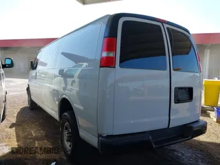 2020 Chevrolet Express Cargo Van with VIN 1GCWGBFP8L1120262, listed as a IAAI auction lot 42010679 with 114,589 mi miles. Bid and sale history available at carsss.com. Image 3.