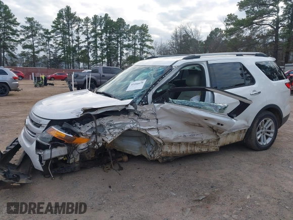 2014 Ford Explorer XLT with VIN 1FM5K7D86EGC35294, listed as a IAAI auction lot 41166698 with 149,483 mi miles and . Bid and sale history available at DreamBid. Image 6.