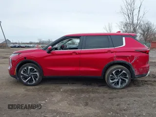 2024 Mitsubishi Outlander SE z VIN JA4J3VA84RZ010773, wystawiony jako IAAI lot #41972050 z przebiegiem 59 173 mil mil oraz . Historia ofert i sprzedaży dostępna na DreamBid. Obrazek 14.