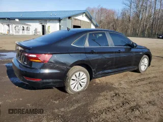 2019 Volkswagen Jetta S z VIN 3VWC57BU0KM227337, wystawiony jako Copart lot #52752765 z przebiegiem 66 864 mil mil oraz Czysty tytuł • Clean title. Historia ofert i sprzedaży dostępna na DreamBid. Obrazek 3.