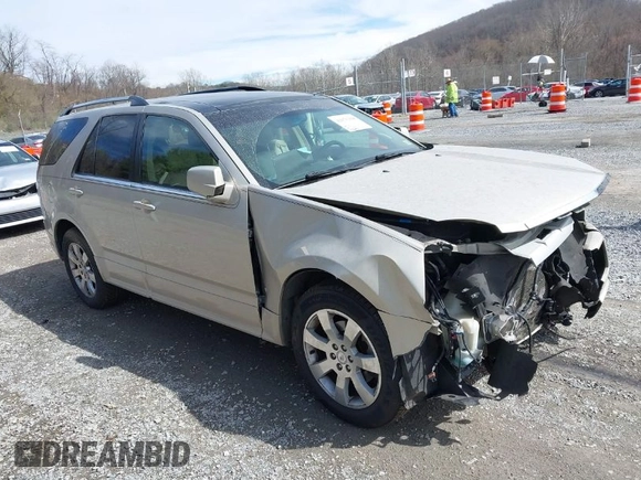 2007 Cadillac SRX with VIN 1GYEE63A670135714, listed as a IAAI auction lot 41876168 with 150,648 mi miles. Bid and sale history available at carsss.com. Image 1.