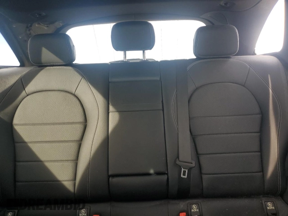 2019 Mercedes-Benz GLC 300 with VIN WDC0G4JB0KV171740, listed as a Copart auction lot 43021115 with 33,764 mi miles and Clean title. Bid and sale history available at DreamBid. Image 10.