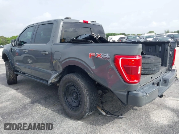 2021 Ford F-150 XL z VIN 1FTFW1EDXMFC59379, wystawiony jako IAAI lot #42326735 z przebiegiem 37 188 mil mil oraz . Historia ofert i sprzedaży dostępna na DreamBid. Obrazek 3.