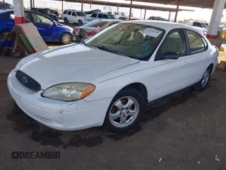 2006 Ford Taurus SE with VIN 1FAFP53U06A134825, listed as a IAAI auction lot 41540700 with 177,640 mi miles. Bid and sale history available at carsss.com. Image 2.