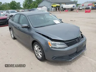 2012 Volkswagen Jetta SE z VIN 3VWDP7AJ2CM009780, wystawiony jako IAAI lot #42501489 z przebiegiem 122 185 mil mil oraz . Historia ofert i sprzedaży dostępna na DreamBid. Obrazek 1.