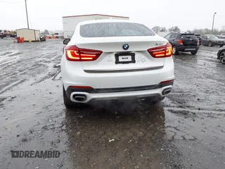 2018 BMW X6 xDrive35i with VIN 5UXKU2C52J0Z62462, listed as a IAAI auction lot 41719720 with 61,522 mi miles. Bid and sale history available at carsss.com. Image 16.