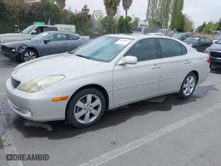 2006 Lexus ES 330 with VIN JTHBA30G665159250, listed as a IAAI auction lot 42083223 with 186,458 mi miles. Bid and sale history available at carsss.com. Image 2.