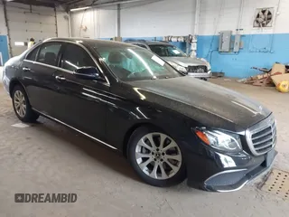 2019 Mercedes-Benz E 300 with VIN WDDZF4KB2KA577059, listed as a IAAI auction lot 42313294 with 49,264 mi miles and . Bid and sale history available at DreamBid. Image 1.