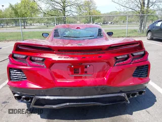 2023 Chevrolet Corvette 2LT z VIN 1G1YB2D43P5107409, wystawiony jako IAAI lot #42106263 z przebiegiem Nie podano mil oraz . Historia ofert i sprzedaży dostępna na DreamBid. Obrazek 15.