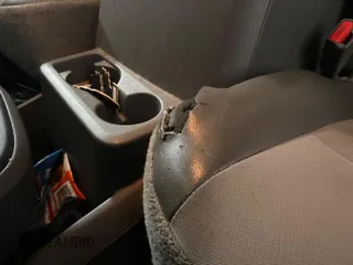 2020 Nissan NV SV z VIN 1N6AF0KY8LN802757, wystawiony jako IAAI lot #42571736 z przebiegiem 158 841 mil mil oraz . Historia ofert i sprzedaży dostępna na DreamBid. Obrazek 1.