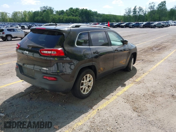2014 Jeep Cherokee Latitude z VIN 1C4PJMCS3EW184984, wystawiony jako IAAI lot #42301604 z przebiegiem 185 320 mil mil oraz . Historia ofert i sprzedaży dostępna na DreamBid. Obrazek 4.